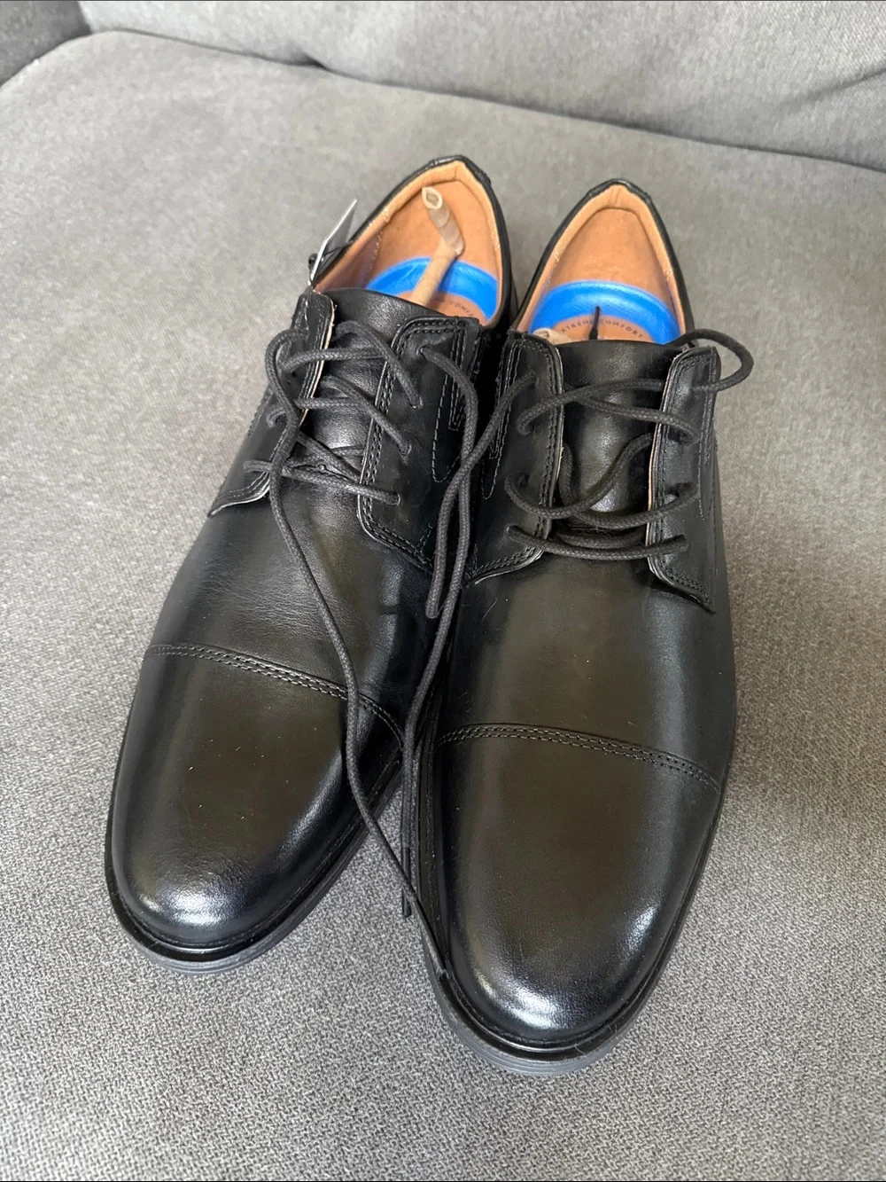 Clarks Black Leather Whiddon Cap Men’s Dress Oxfords